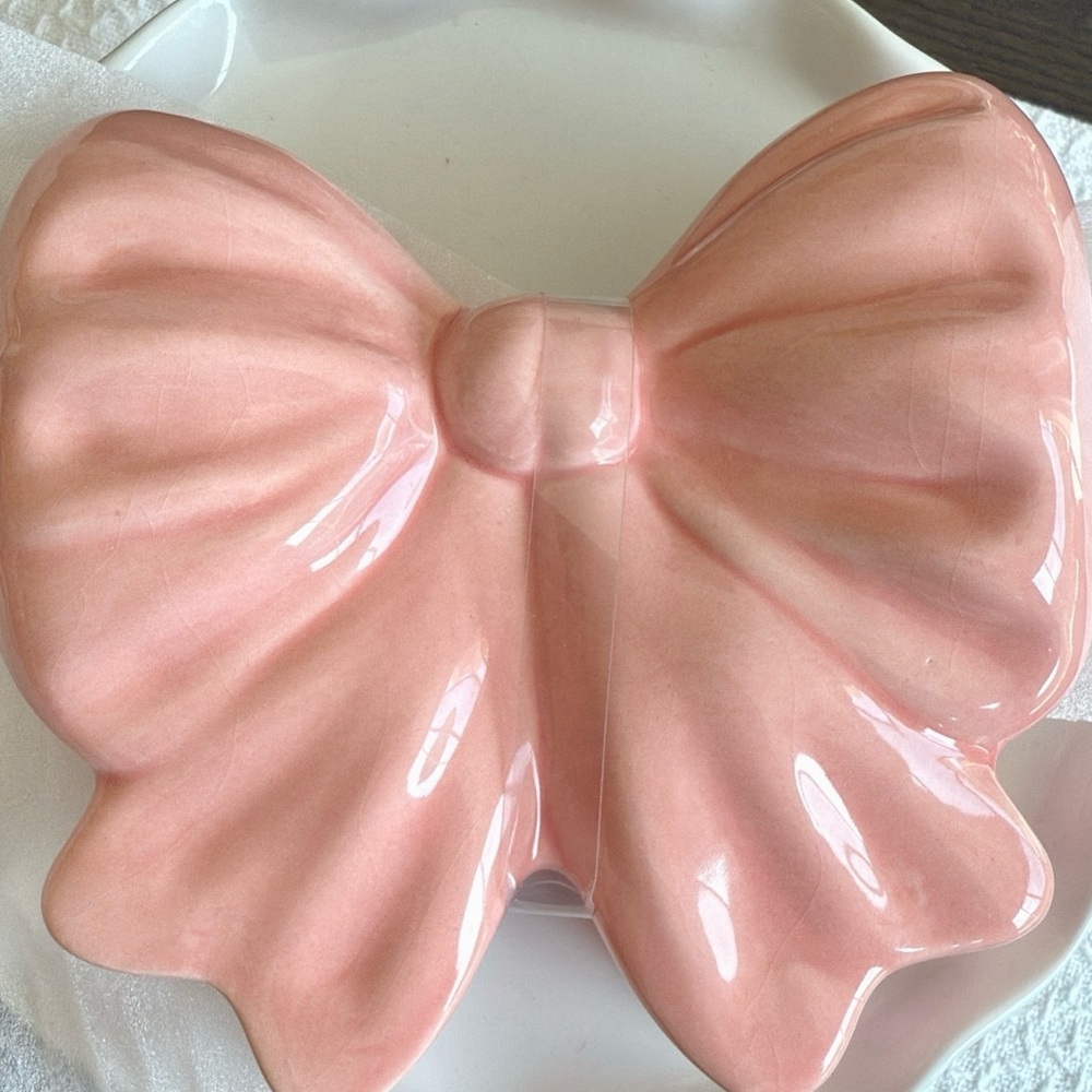Pink Bow Ceramic Accent Trinket Holder - Picture 3 of 5